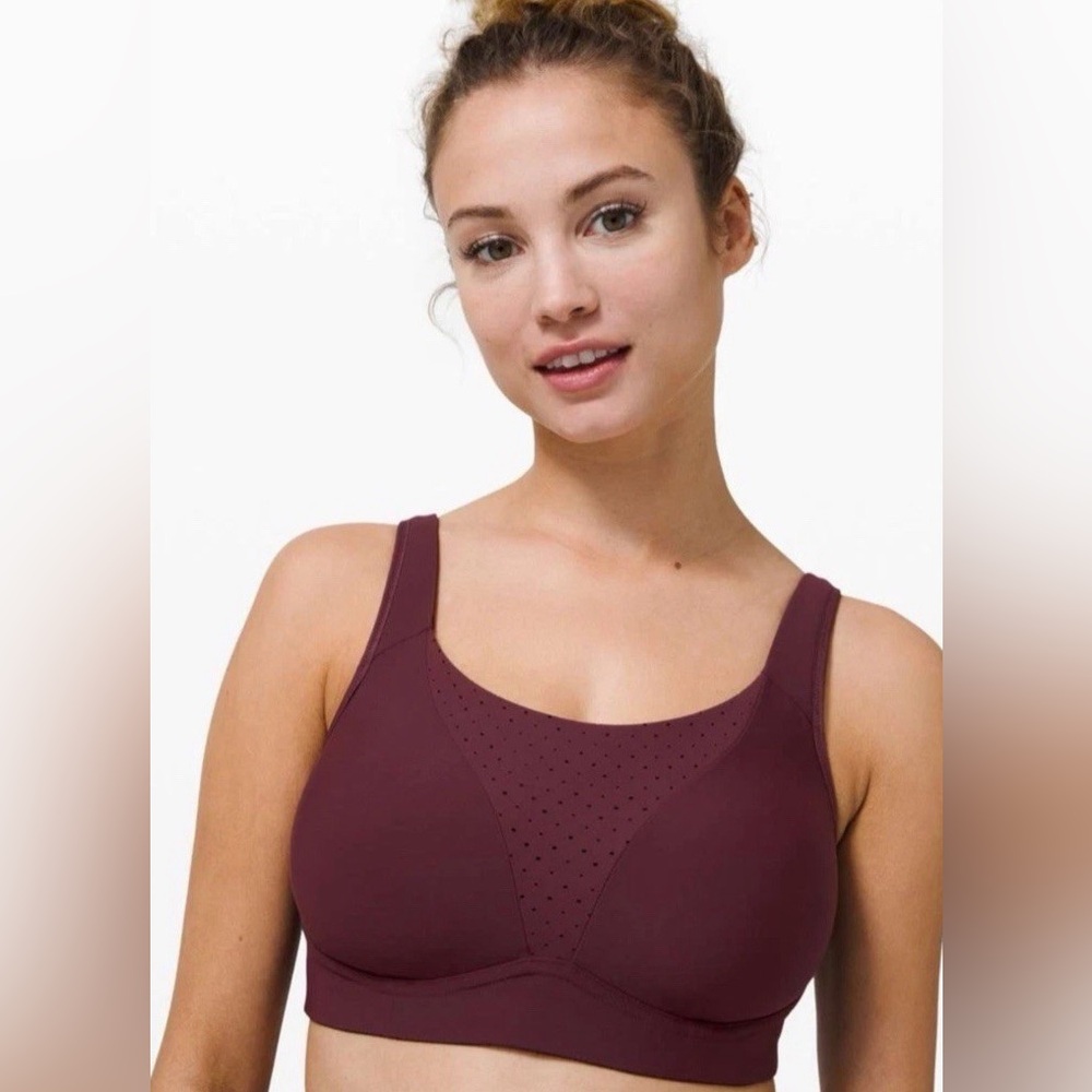 Lululemon Athletica Run Times High Support Maroon Sports Bra Cassis Burgundy